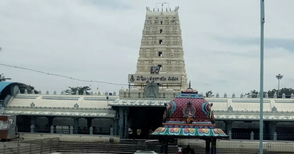 Varasiddhi Vinayaka Temple, Kanipakam, Andhra Pradesh